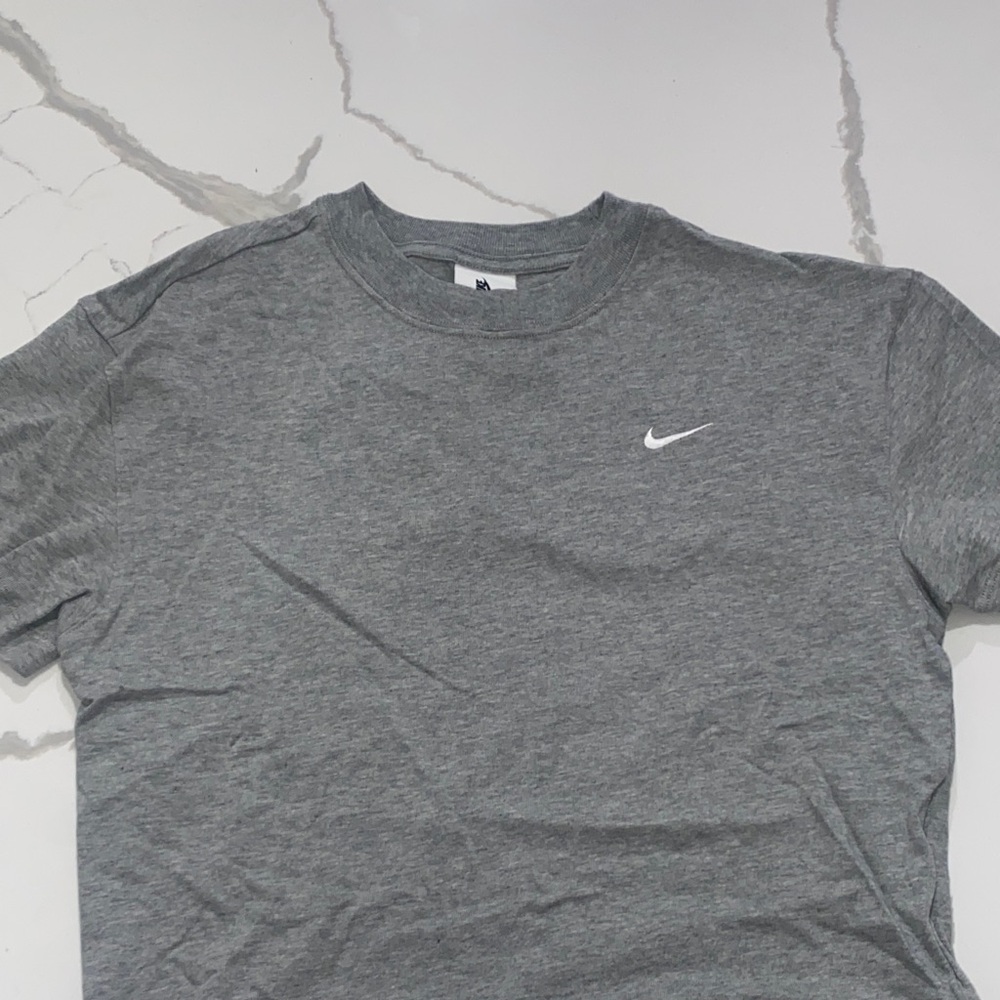 Nike Women’s Gray‎ T-Shirt